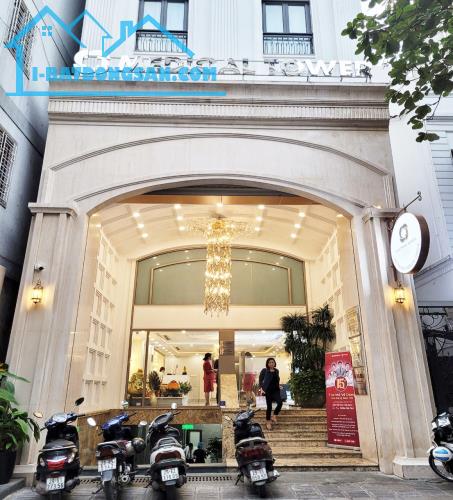 Bán Tòa Văn Phòng Mặt Phố Từ Hoa, Tây Hồ DT 229m2, 8T, MT 9.3m. Giá Cực Rẻ