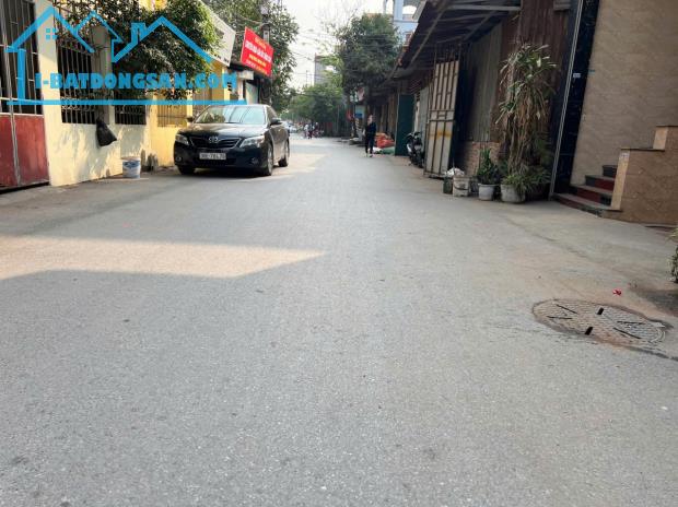 CHỦ CẮT MÁU CẦN BÁN GẤP LÔ ĐẤT PHÙ KHÊ - TỪ SƠN BẮC NINH Dt : 48 Mt : 5 m Giá :