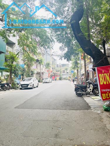 Thật 100%, Giá Đầu Tư, MP Lương Định Của 90M2 Vỉa Hè Sổ Vuông KD Đỉnh Giá 25 Tỷ.