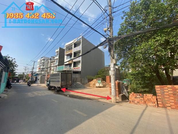 Đất biệt thự mặt tiền đường số 11, Trường Thọ, Thủ Đức, DT 9m*27m (240m2), giá 15 tỷ