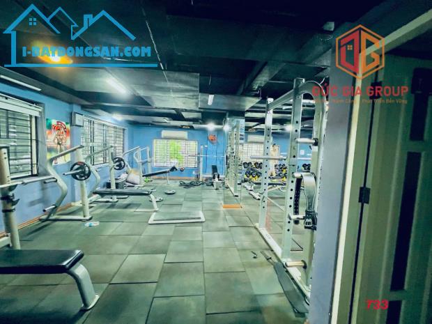Giá bán 29 tỷ. Bán toà nhà 4 lầu góc 2 mặt tiền D2D P. Thống Nhất sd750m2