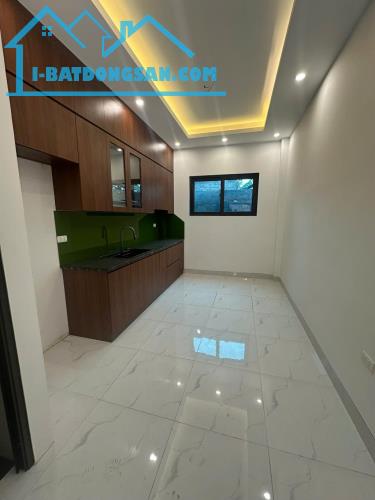 NAM TỪ LIÊM - NHÀ 4 TẦNG DIỆN TÍCH 50M2 - NGÕ NÔNG GẦN Ô TÔ - GIÁ 5X TỶ