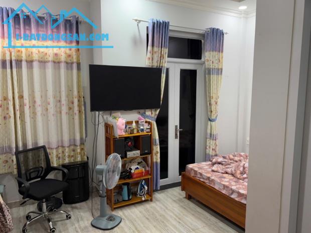 Lý Phục Man Bình Thuận Q7, đường số 10, nhà đẹp lung linh 4 tầng 65m2 (5x13) chỉ 11.5 tỷ