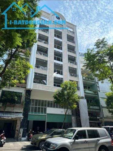 Bán Tòa Văn Phòng Mặt Phố Hàng Tre, Hoàn Kiếm DT 310m2, 9T, MT 10,1m, Giá Cực Rẻ