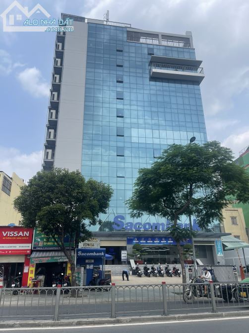 Bán tòa nhà building đường Trường sơn P 2 Tân Bình DT 28x25m 2H + 12 lầu ĐCT 70000USD