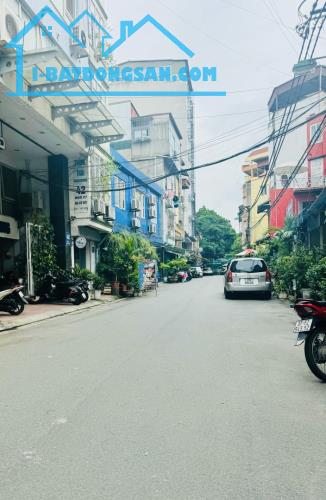 Siêu Phẩm Ô Tô Tránh Vỉa Hè KD Cổng Trường Cấp 1-2 Quận Hai Bà Trưng 85M2 MT 5.2M Giá 20.5