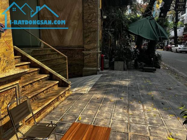 BÁN GẤP NHÀ PHỐ TRUNG KÍNH, VỈA HÈ KINH DOANH, 2 THOÁNG_DT 70M2, 4TẦNG, MT 5M, 30 TỶ