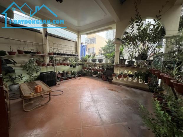 Bán nhà lô góc phố Thụy Khuê,diện tích 60m2,giá 12.5 tỷ
