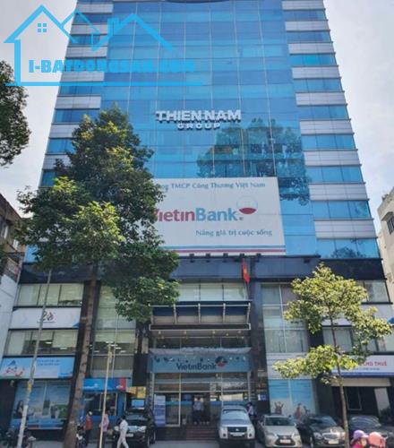 Bán Tòa Văn Phòng Mặt Phố Ngọc Khánh, Ba Đình DT 500m2, 11T, MT 13m. Giá Cực Rẻ