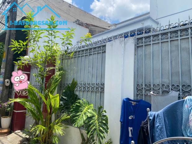 Nhà mặt tiền đường chu văn An khu Kiến thiết DT 100m, khu tiện ích