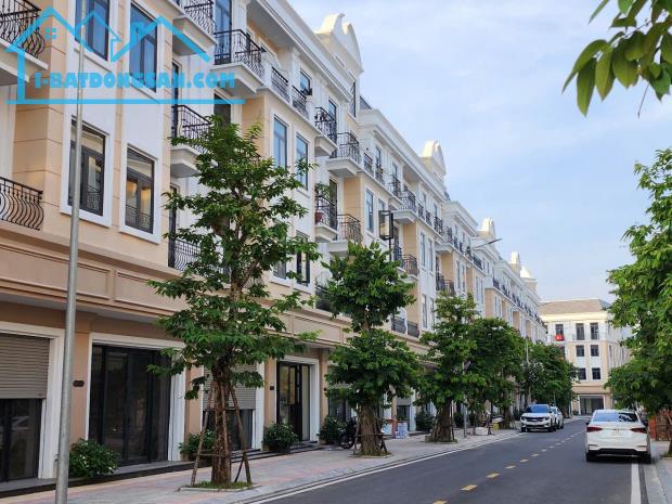 Hàng Hiếm Biệt Thự Shophouse Vincom Trung tâm Thành phố Quảng Trị 85m 3 mặt tiền.