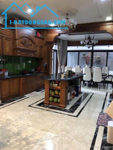 BIỆT THỰ NGHỈ DƯỠNG 5 TẦNG + HẦM – MẶT TIỀN VIP – TRUNG TÂM TRƯỜNG THỌ