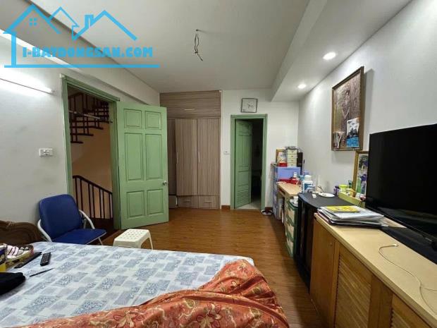 65 Tỷ- Biệt Thự Bán Đảo Linh Đàm- 100m Ra Hồ- 253m2- 4 Tầng- MT 12.5m
