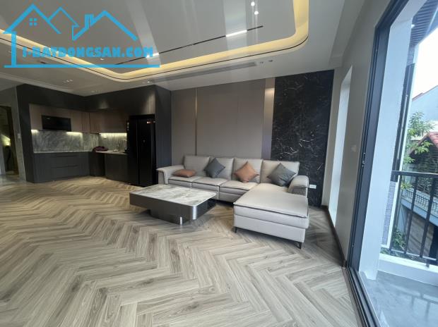 Siêu Phẩm VIEW Hồ Bồ Đề Nhà Đẹp 7T Thang Máy, KD đỉnh,Full Nội Thất, 102M,Nhỉnh 30 Tỷ