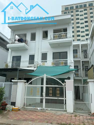 Nhà 1 trệt 2 lầu khu đô thị Hưng Phú thuận tiện kinh doanh