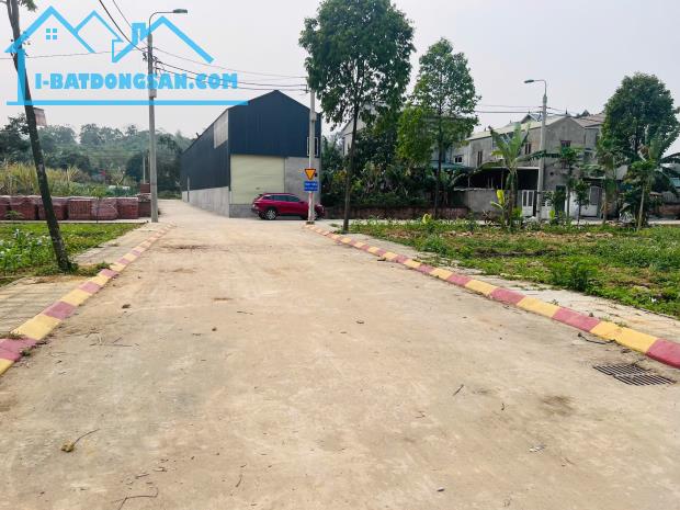BÁN LÔ GÓC SIÊU ĐẸP 102M2 – MẶT ĐƯỜNG TỈNH LỘ 446 – FULL THỔ CƯ