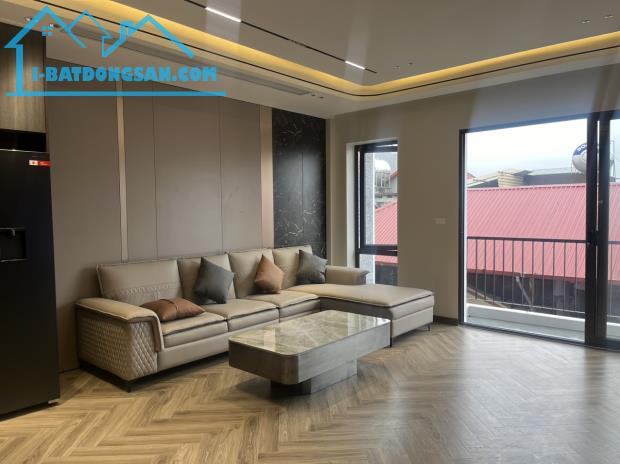 Siêu hiếm!Nhà đẹp mặt ngõ Ngọc Thụy,KD đỉnh,50M,6 tầng thang máy,gara ô tô.Hơn 14 tỷ