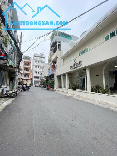 Siêu vị trí hiếm nhà bán Mặt tiền nội bộ đường Cao Thắng phường 12 quận 10