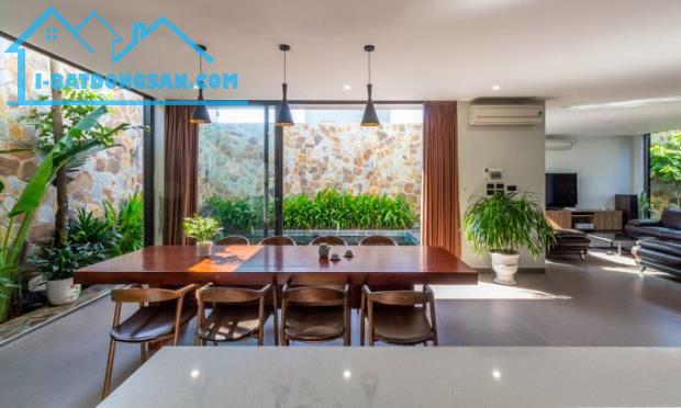 BIỆT THỰ NGHỈ DƯỠNG GIỮA LÒNG HỒ TÂY – VIEW ĐẸP – GIÁ TỐT