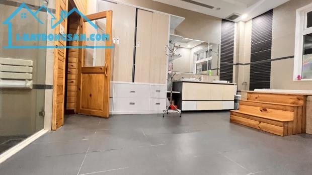 BIỆT THỰ 6 TẦNG 10 PN NGUYỄN KIỆM 240m2 (8 x 32) - GIÁ 59T