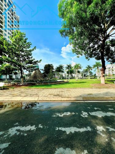 Bán nhà đối diện công viên 1 trệt 2 lầu khu đô thị Hưng Phú