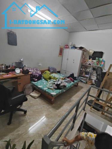 BÁN ĐẤT TẶNG NHÀ PHÂN LÔ NGÕ 54 NGỌC HỒI, Ô TÔ VÀO NHÀ, SỔ VUÔNG MẶT TIỀN RỘNG
