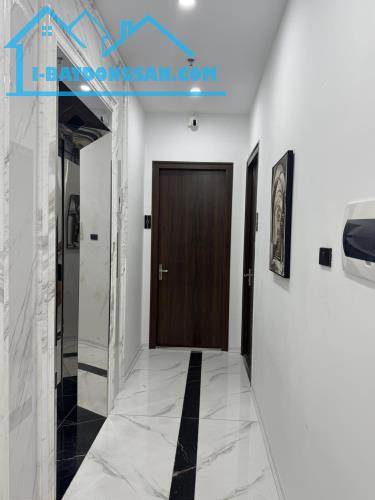 GIẢI PHÓNG TÒA DÒNG $ VỊ TRÍ SIÊU ĐẸP 3 MẶT THOÁNG GẦN PHỐ, ÔTÔ TRÁNH 145m2 MT 5.5m, 38 TỶ