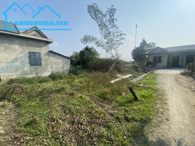 Cần bán lô đất đẹp mặt tiền 16m, Tứ Hạ, Hương Trà.