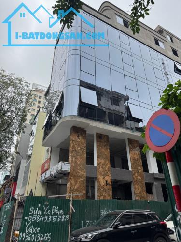 Chính chủ bán toà văn phòng Phố Huỳnh Thúc Kháng Đống Đa 95m2x10T