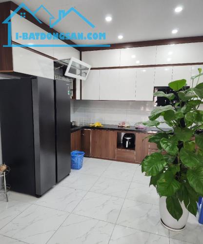 NAM TỪ LIÊM - NHÀ LIỀN KỀ TRỊNH VĂN BÔ – PHÂN LÔ, VỈA HÈ 2 BÊN, KINH DOANH ĐỈNH – HIẾM