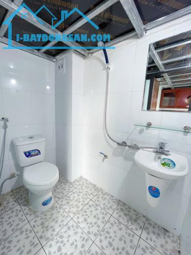 Bán căn hộ dịch vụ 6 tầng tại Văn Quán, Hà Đông – Lô góc, doanh thu 100 triệu/tháng