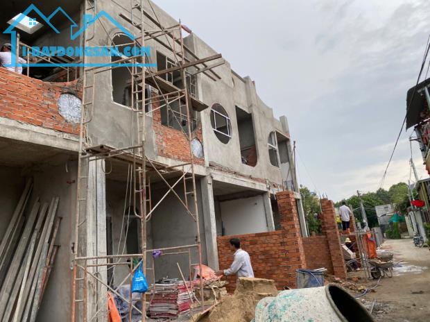 Bán Nhà 1lầu 1trệt Tân Vạn Đường Xe Ô Tô Giá rẽ nhất Khu Vực