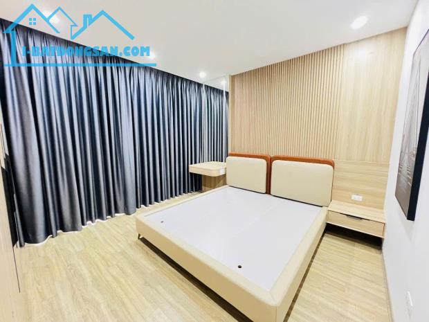NHÀ TRƯƠNG ĐỊNH 67M2*5T, NGÕ 3 Ô TÔ TRÁNH, GARA 17,9 TỶ