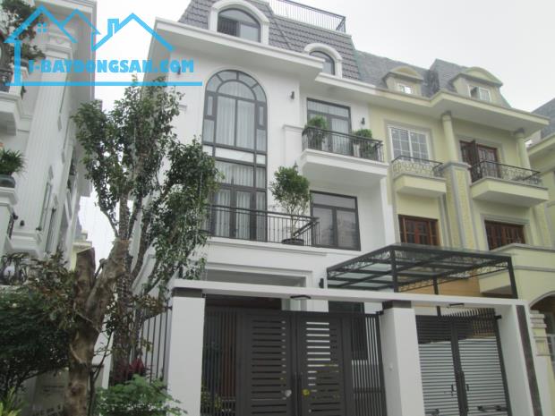 Anh Nam mua BT Mỹ Đình bán gấp BT KĐT Lideco gần hồ điều hòa 168m2 chỉ 22.x tỷ. 0989626116