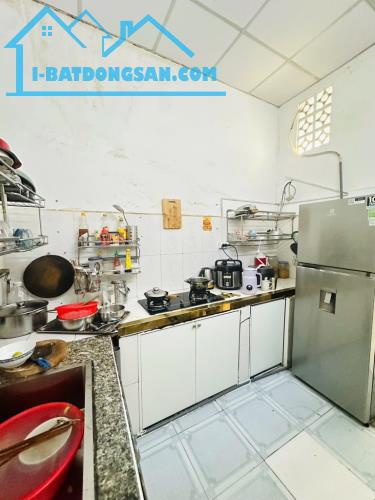 28m2 LÊ THIỆT, HXH ĐỖ CỬA, HẺM THÔNG LÊ LƯ, 3ty2