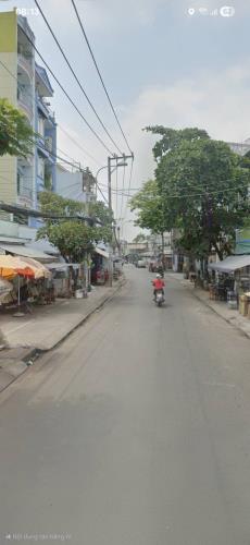 Bán nhà mặt tiền quận 8. Diện tích 65m2. Kết cấu 4 tầng BTCT 4PN 3WC. Hoàn công đủ.