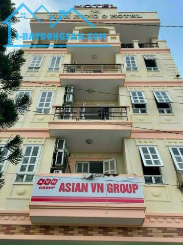 Bán toàn nhà 6 tầng 8x28m giá 16,9 tỷ Đường Nguyễn Thị Đặng