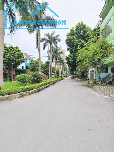 BÁN BIỆT THỰ 204M2 TẠI KĐT TÂN TÂY ĐÔ – ĐAN PHƯỢNG (sdt liên hệ: 0915458886)