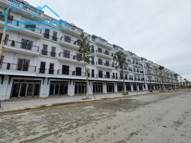 LIỀN KỀ 6 VIEW BÃI GỬI XE TẠI KĐT ĐÔNG DƯƠNG RESIDENCE – ĐỨC THƯỢNG (0915458886)