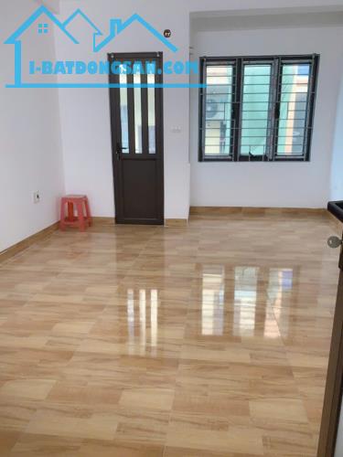 Bán nhà Kim Giang dân xây 55m 5 t ô tô qua nhà, ở KD siêu đẹp giá 12.7 tỷ