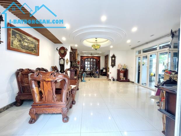 KHU BIỆT THỰ LAM SƠN BÌNH THẠNH – HIẾM NHÀ BÁN – 200M2 – 3 TẦNG – CHỈ 33 TỶ