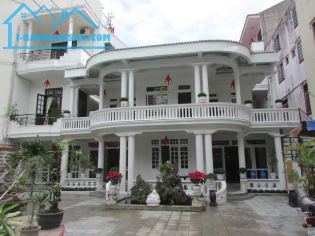 Khách sạn đẳng cấp trung tâm phố đi bộ Tp Huế.