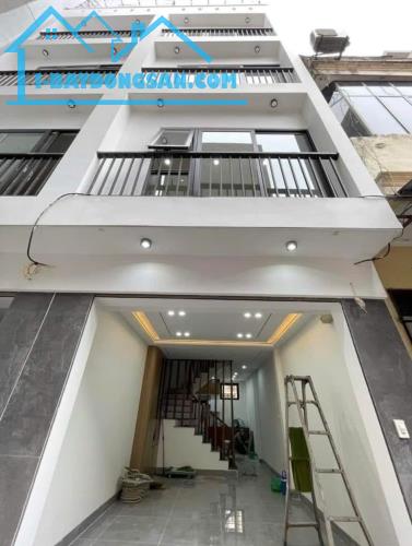 BÁN NHÀ 3Tx80M, Rất tiềm năng -vị trí ĐẸP, DÂN CƯ ĐÔNG ĐÚC S: 67m2 - 4 tầng - VF3 Vào nhà
