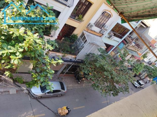 Mặt Phố Nguyễn Ngọc Nại 45m 4t mt4m Kinh doanh bất chấp nhiều loại hình