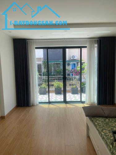 Bán liền kề Văn Phú, hoàn thiện thang máy, vỉa hè, kinh doanh 80m2*5T giá chỉ 19.5 tỷ!