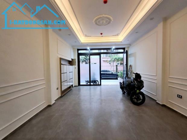 BƯỞI - NHÀ ĐẸP - PHÂN LÔ - VỈA HÈ Ô TÔ TRÁNH - DÒNG TIỀN - 50M² NHỈNH 24 TỈ - THANG MÁY