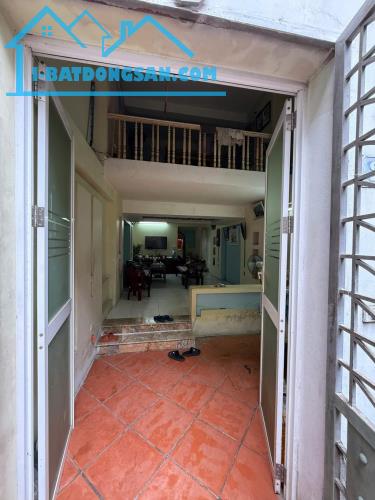 Bán nhà phố Mễ Trì 42m x 5T, Lô góc, Ngõ nông, ô tô gần, kd, full Nt ở ngay 7,5tỷ.