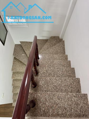 Bán nhà phố nguyễn đức cảnh lô góc 3 thoáng 27m2 4 tầng – ô tô 10m - Giá 6.15 tỷ