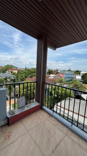 🏠 BÁN GẤP BÀ CON ƠI!! NHÀ 3 TẦNG MẶT TIỀN – NGUYỄN HỮU CẢNH, AN TÂY – TP HUẾ