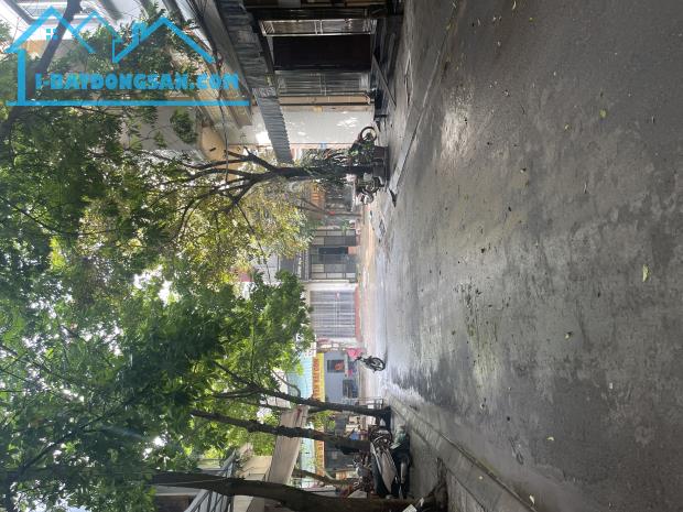 Phân lô Yên Phúc Văn Quán cấp 4 60m mt4,2 vỉa hè ô tô tránh,KD,an sinh đỉnh